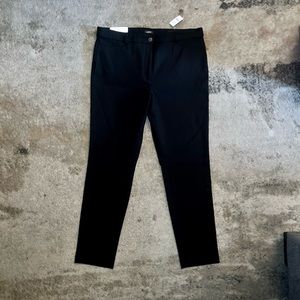 *BRAND NEW* LOFT Plus Skinny Black Pants